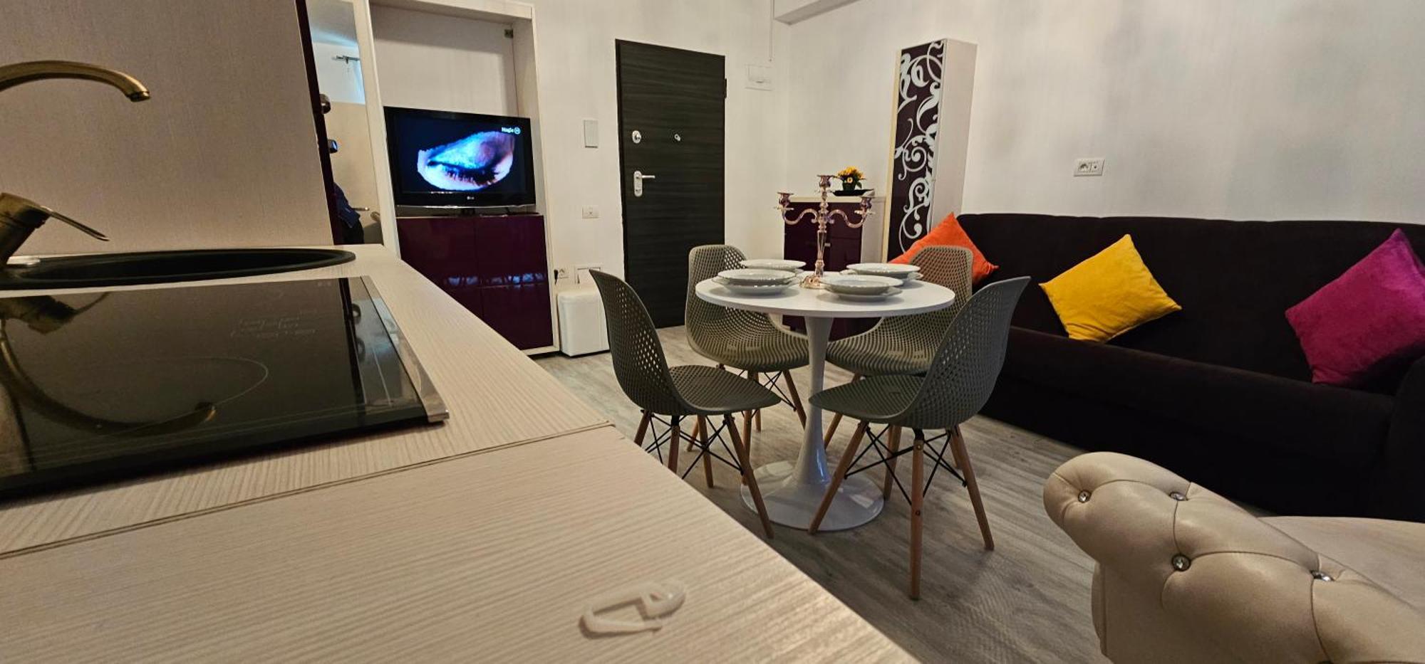 Năvodari Luxury Aparthotel Promenada In Building Stefan Prima Linie La Mare מראה חיצוני תמונה